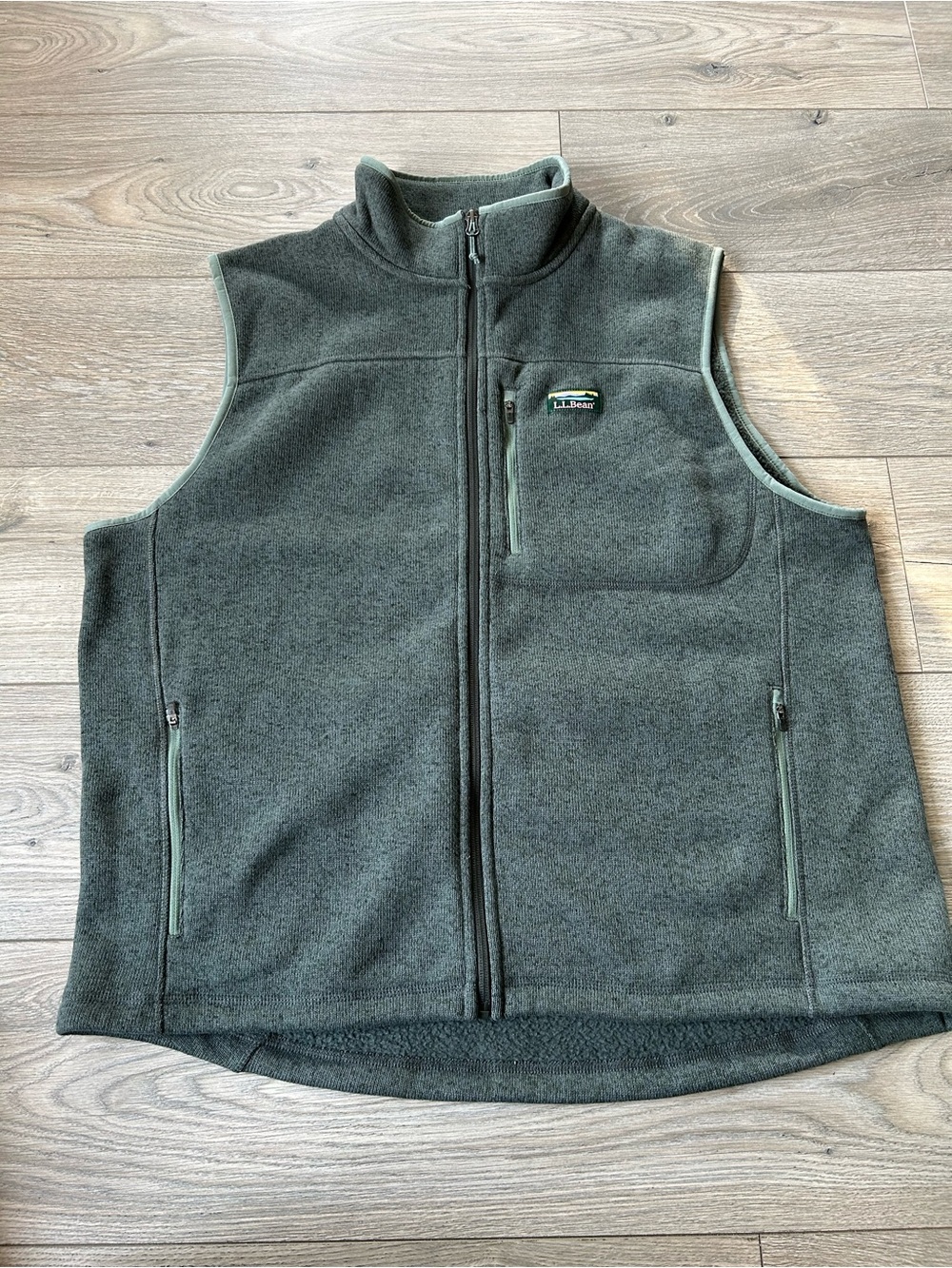 LL Bean Men's Sweater Fleece Vest Shadow Green Size XL Regular New